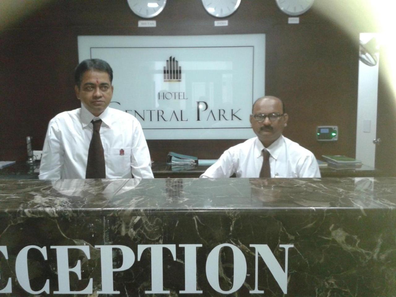 Hotel Central Park سيليجوري المظهر الخارجي الصورة