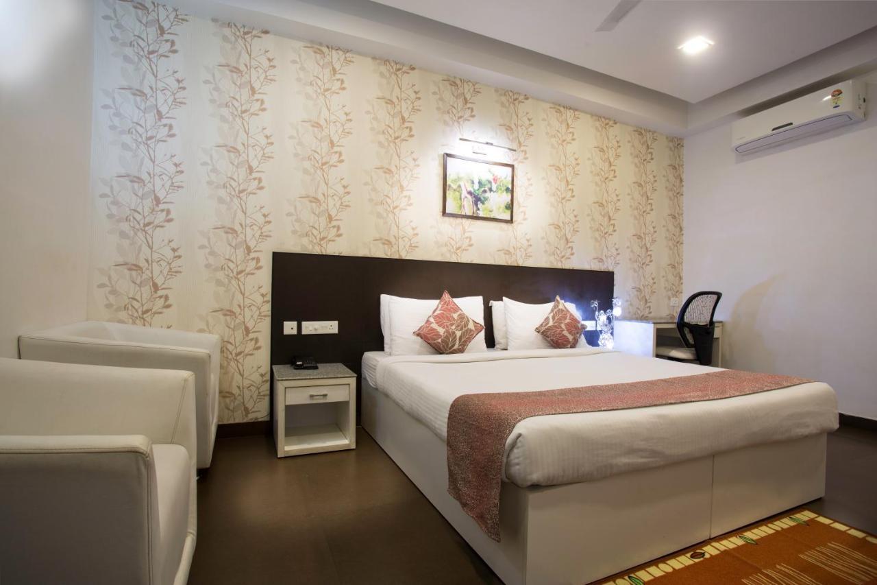 Hotel Central Park سيليجوري المظهر الخارجي الصورة